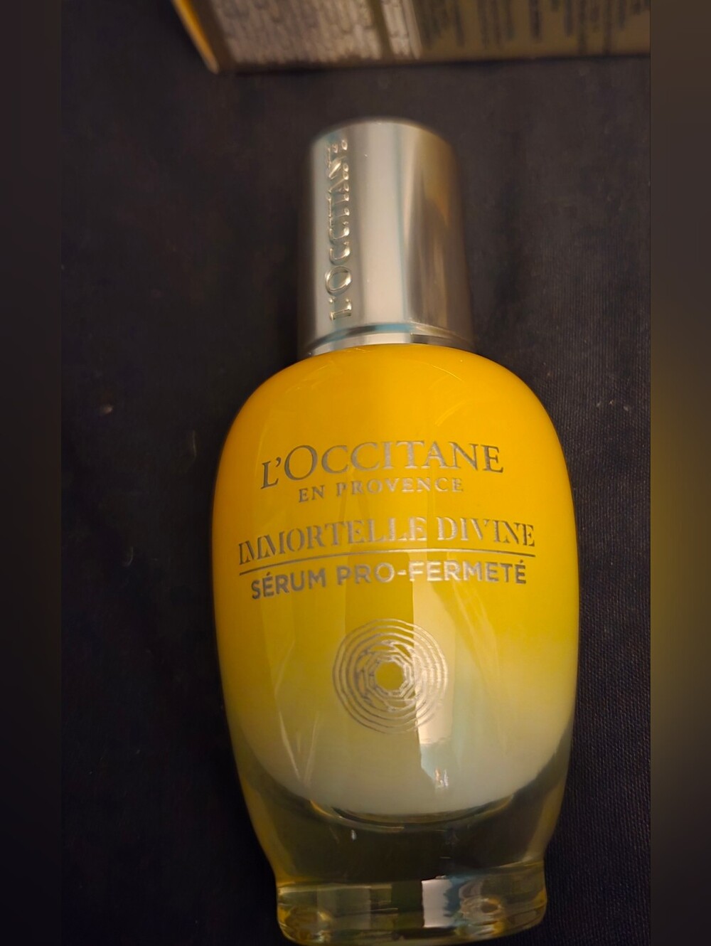 L'OCCITANE Immortelle Divine Serum - Yellow and Silver Bottle